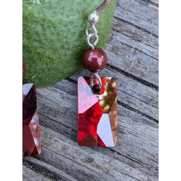 Vintage Red Jewel Dangle Earrings - Picture 4 of 10